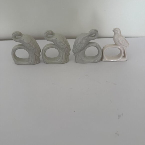 Vintage Ceramic Bird Napkin Rings White Finish Set Of 4 - Picture 4 of 4
